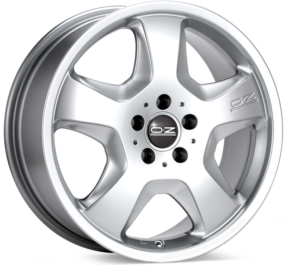 ДискOZ RacingOpera Evo8JxR18 PCD5x114 ET40 DIA79,серебристый