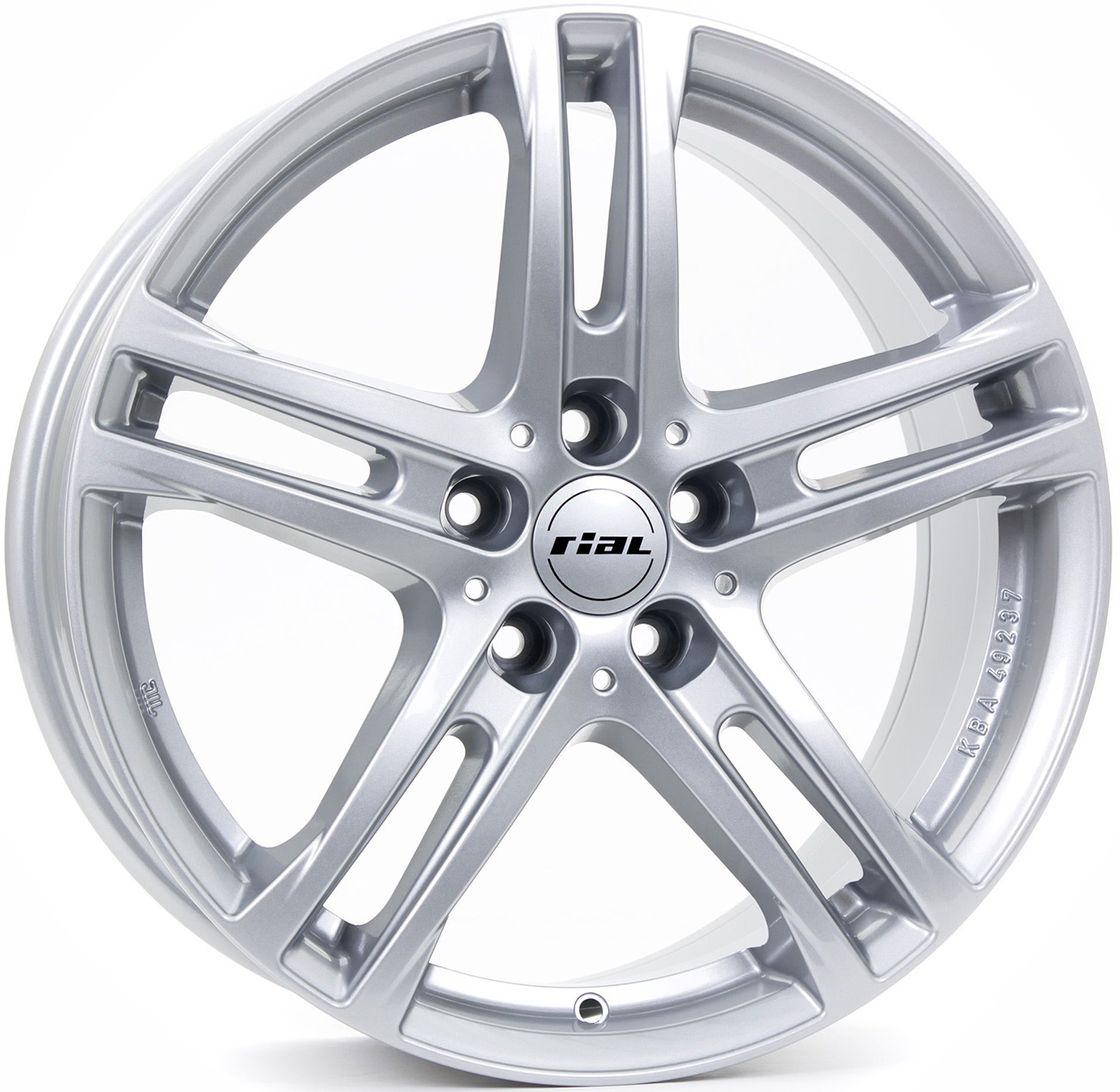 ДискRialBavaro7JxR17 PCD5x108 ET47 DIA70,серебристый