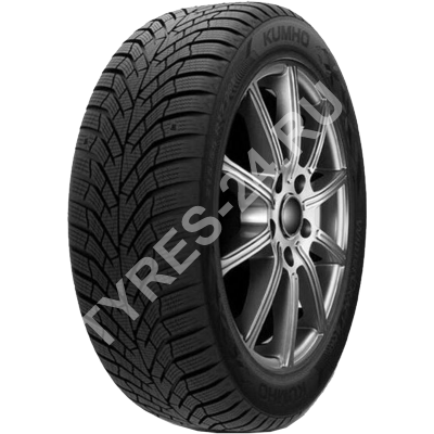 Зимние шины Kumho WP52 WinterCraft 205/60 R16 92H